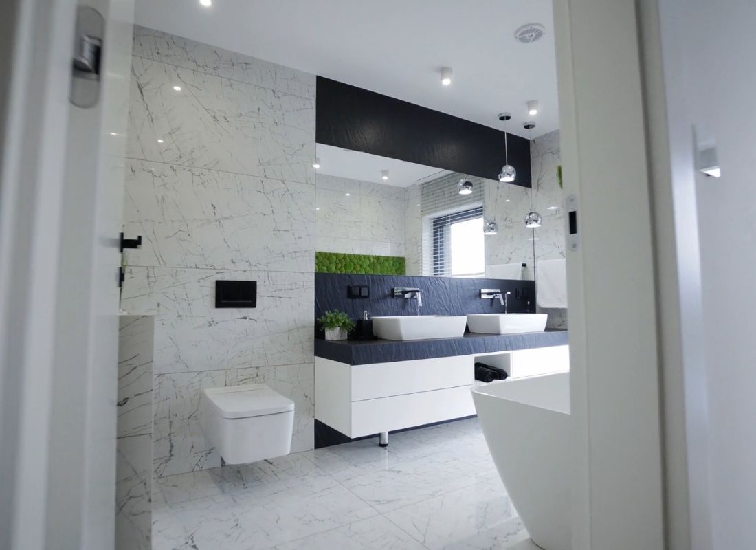 prikaz vinilnih podova i zidova u kupatilu